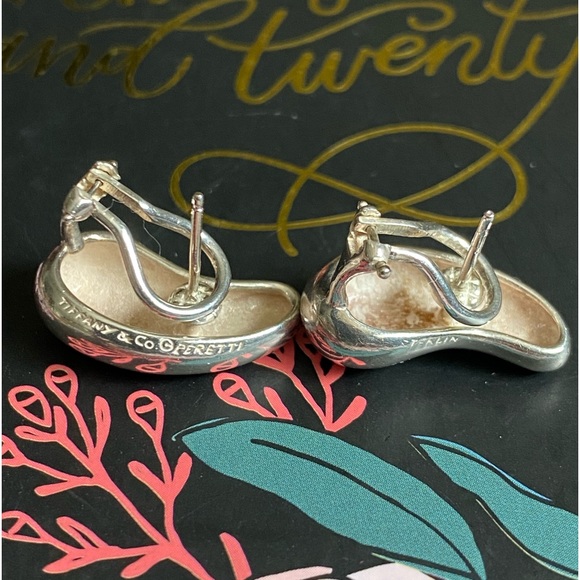 Authentic Tiffany & Co Elsa Peretti Bean Omega Back Stud Earring. Exquisite - Picture 8 of 17